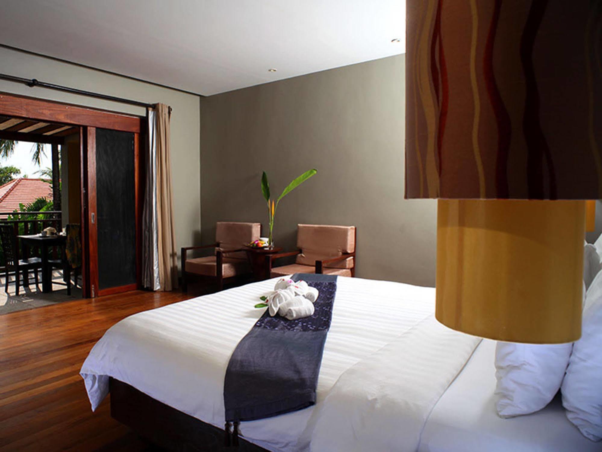 Chongfah Beach Resort Khaolak - Sha Extra Plus Кхаулак Экстерьер фото